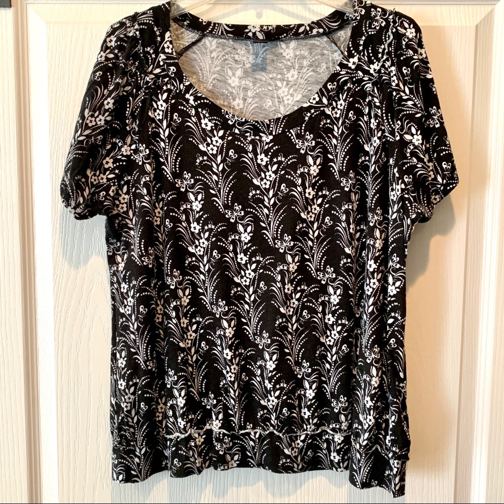 Tommy Hilfiger Black White Top 1XL Beautiful!